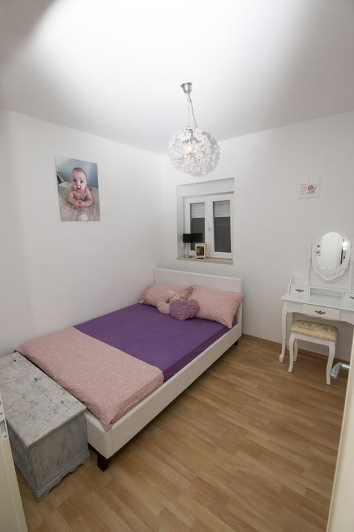 אומיס Apartment Mate מראה חיצוני תמונה