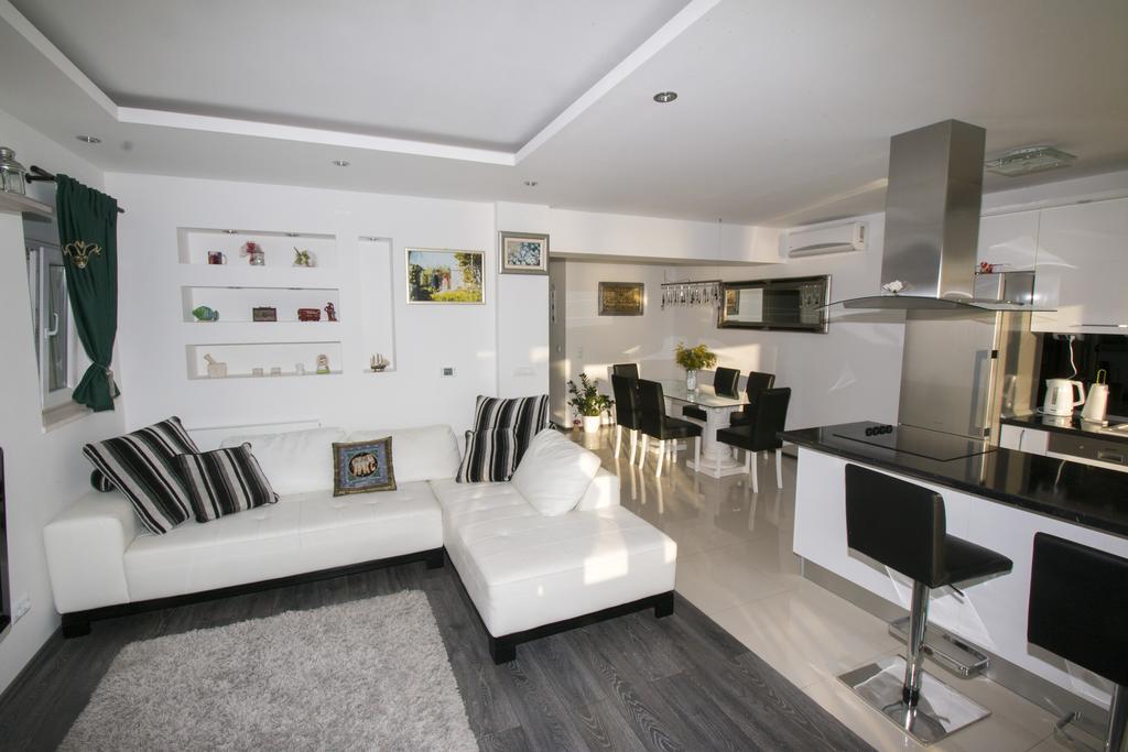 אומיס Apartment Mate מראה חיצוני תמונה